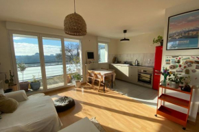 Two-bedroom apartment with balcony